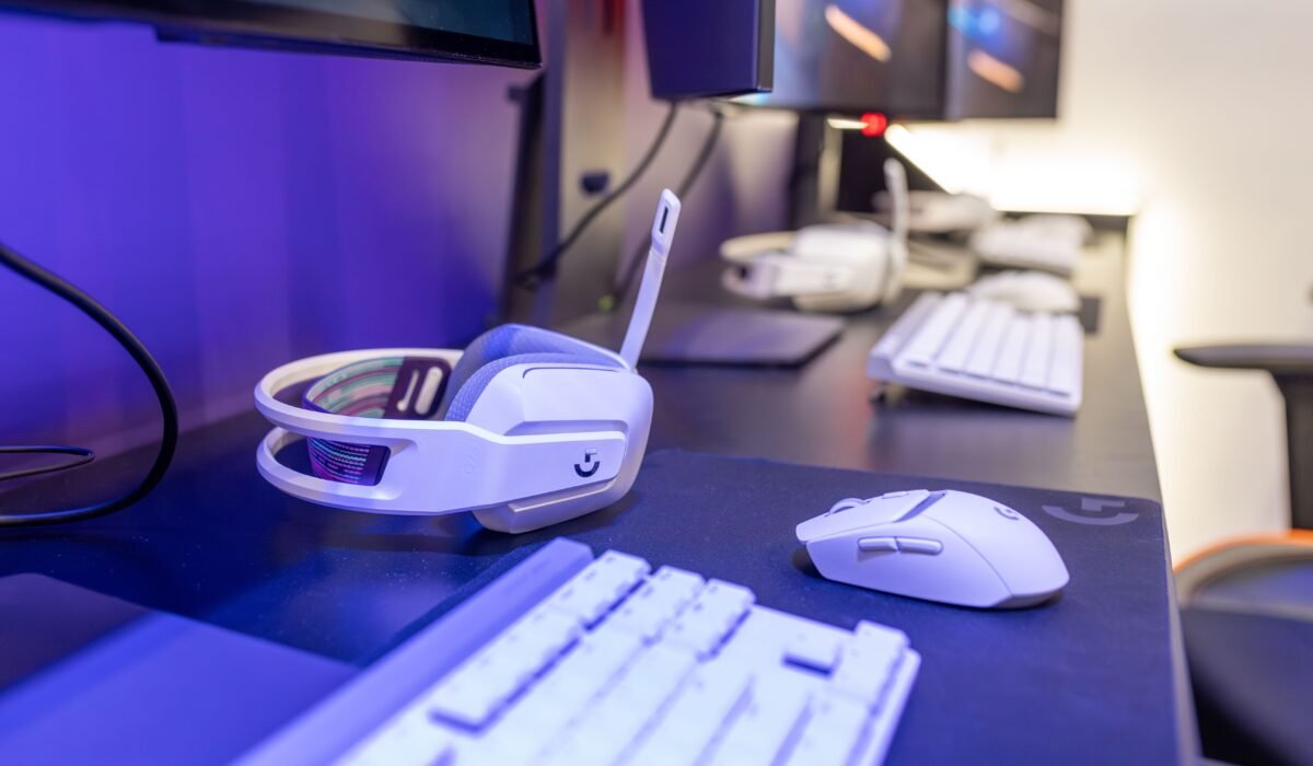 Improve Gaming Headset Audio — Improve Gaming Headset Audio: 7 Effective Ways — Photo by Matheus Bertelli on Pexels