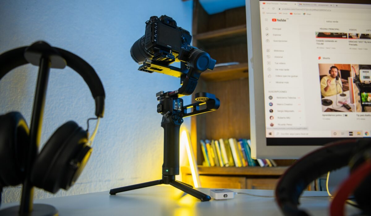 improve youtube video lighting — Improve YouTube Video Lighting: 5 Effective Tips — Photo by Amar Preciado on Pexels